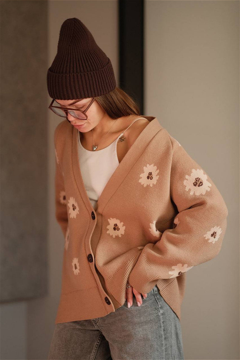 Fluffy Daisy Jacquard V-Neck Cardigan