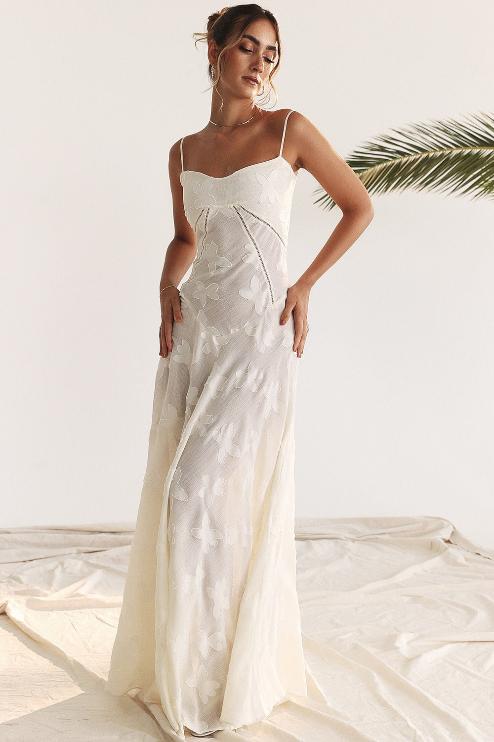 Lace Ribbon Romantic Style Maxi Dress