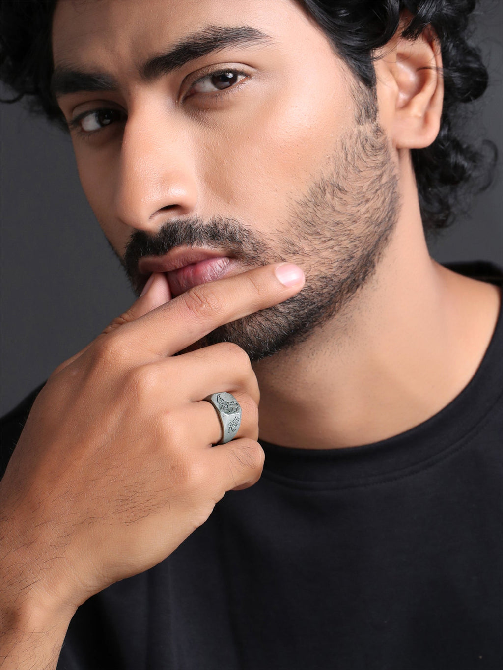 Grey Resizable Men Black Silver Ring
