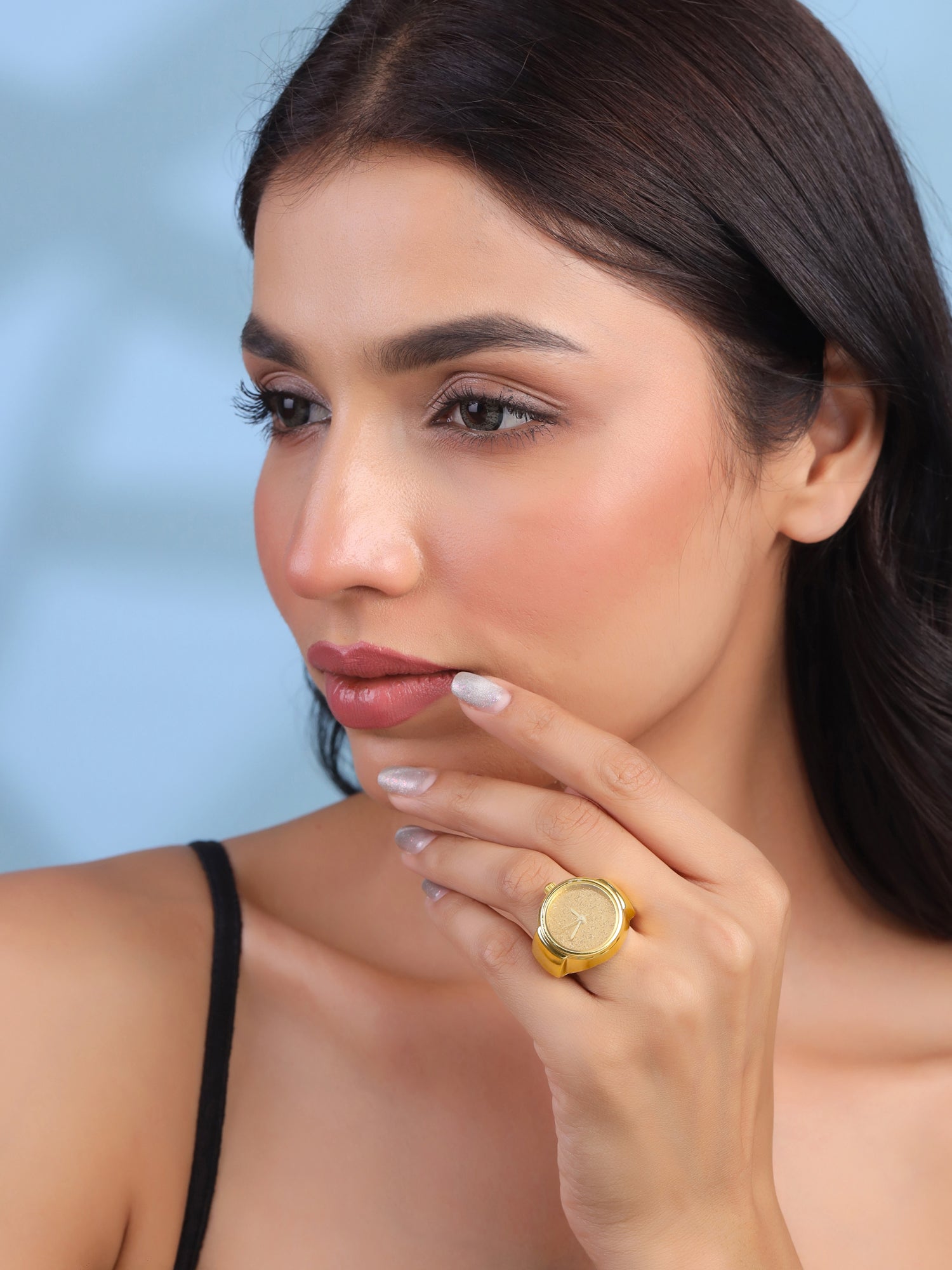 Gold Dial Analog Watch Stretchable Ring