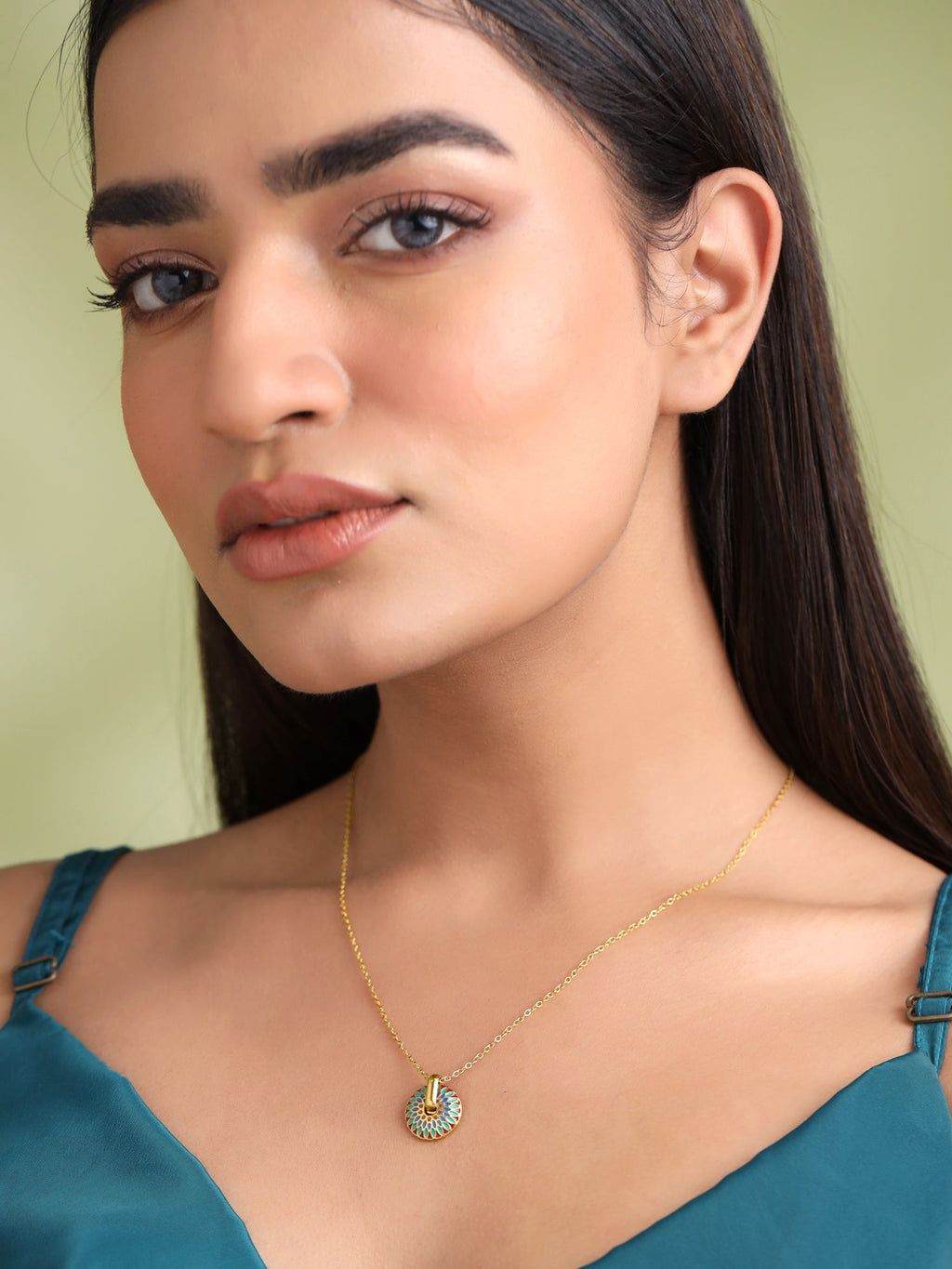 Simple Golden Chain Necklace