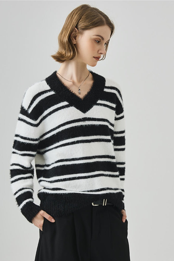 Loose V Neck Knit Sweater