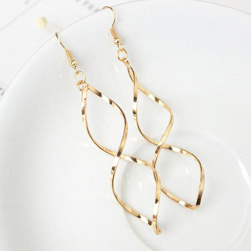 Spiral Dangle Metal Earring