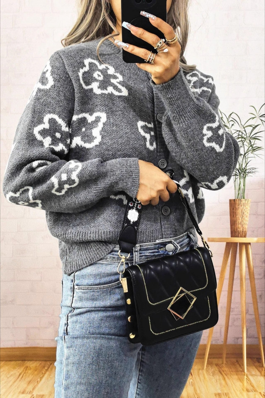 Floral Jacquard Short Button Knit Cardigan