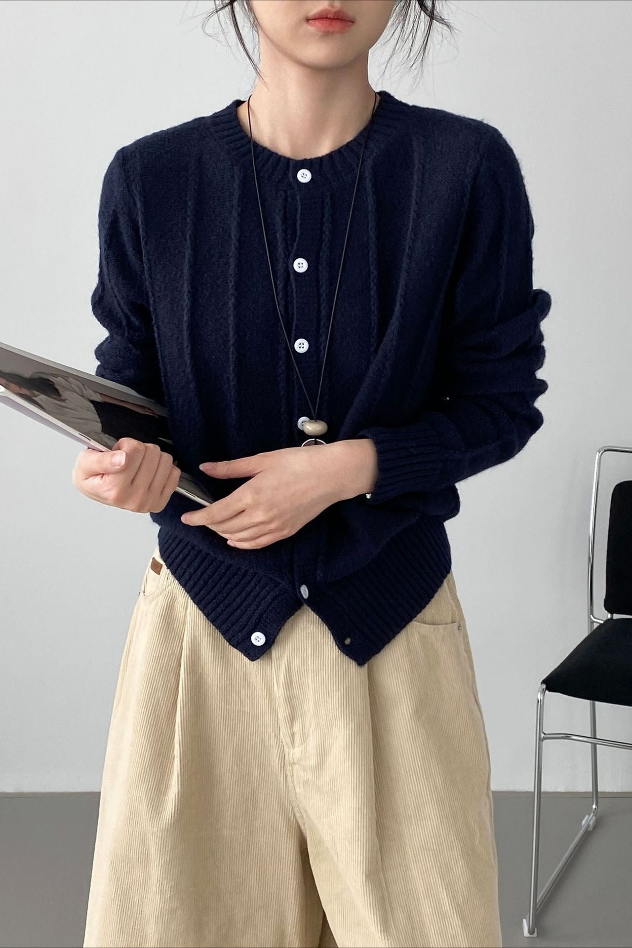 Elegant Wool Knit Cardigan