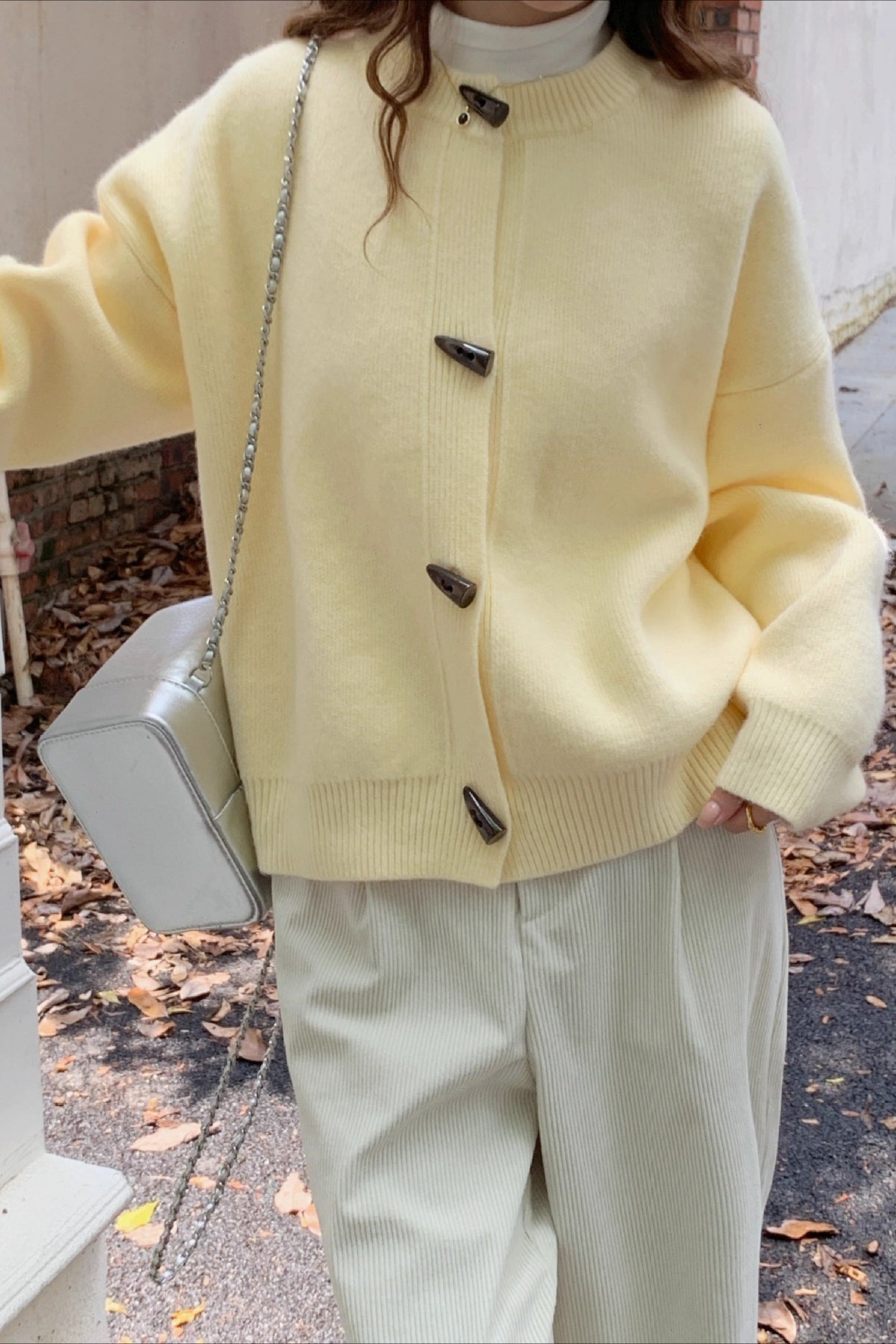 Retro Toggle Short Knit Cardigan