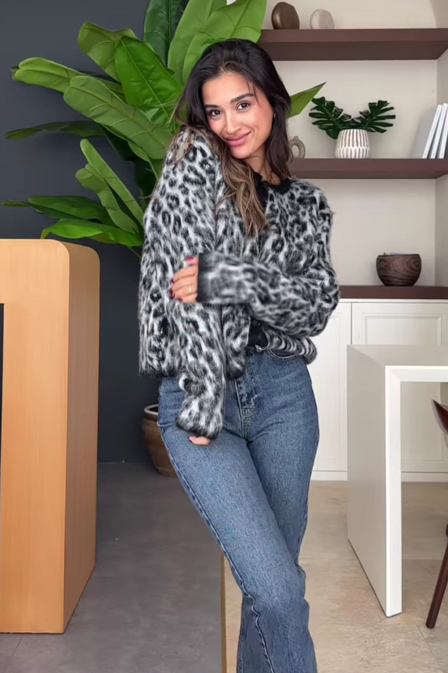 Retro Smooth Leopard Cardigan