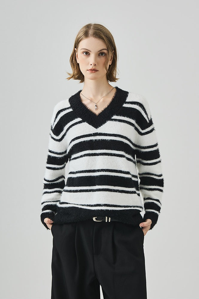 Loose V Neck Knit Sweater