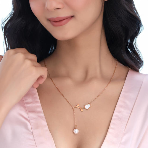 Floral Gold Chain Necklace