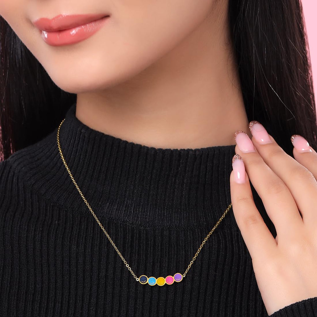 Smiley Gold Pendant Necklace