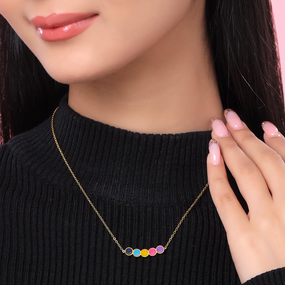 Smiley Gold Pendant Necklace
