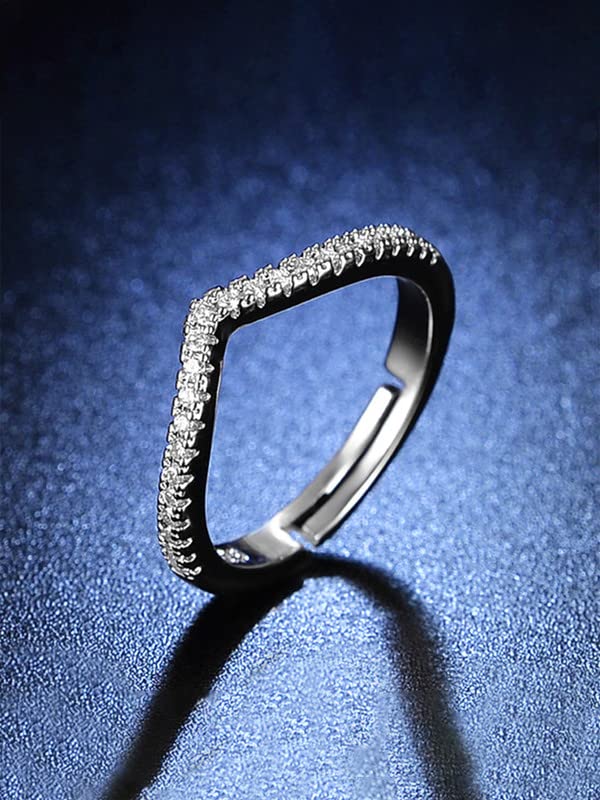 Silver Cubic Zircon Valentine Crystal Ring