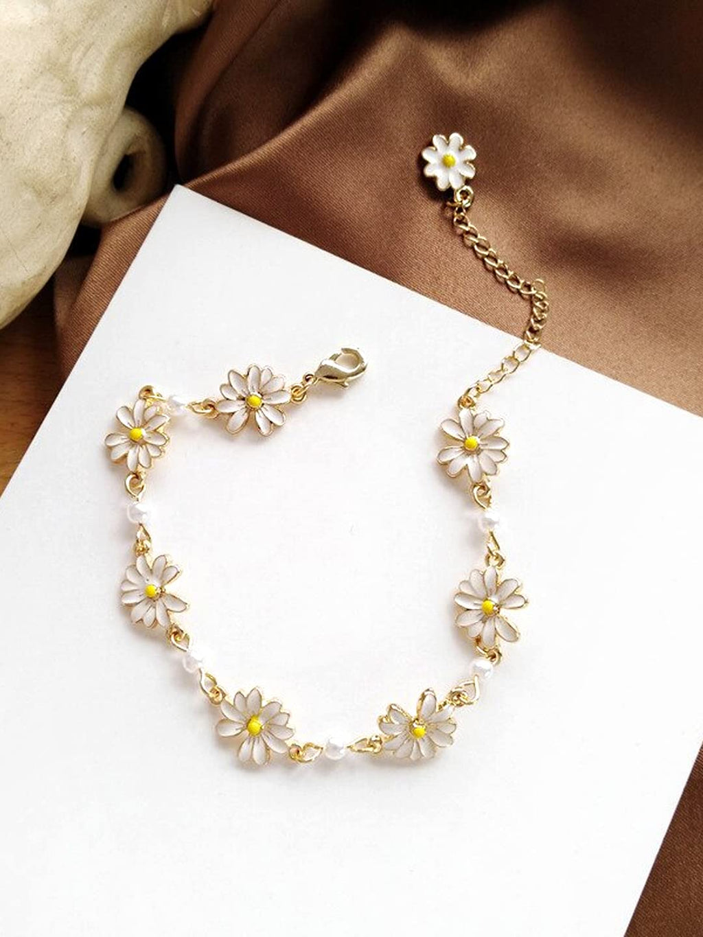 Floral Pearl Gold Chain Necklace
