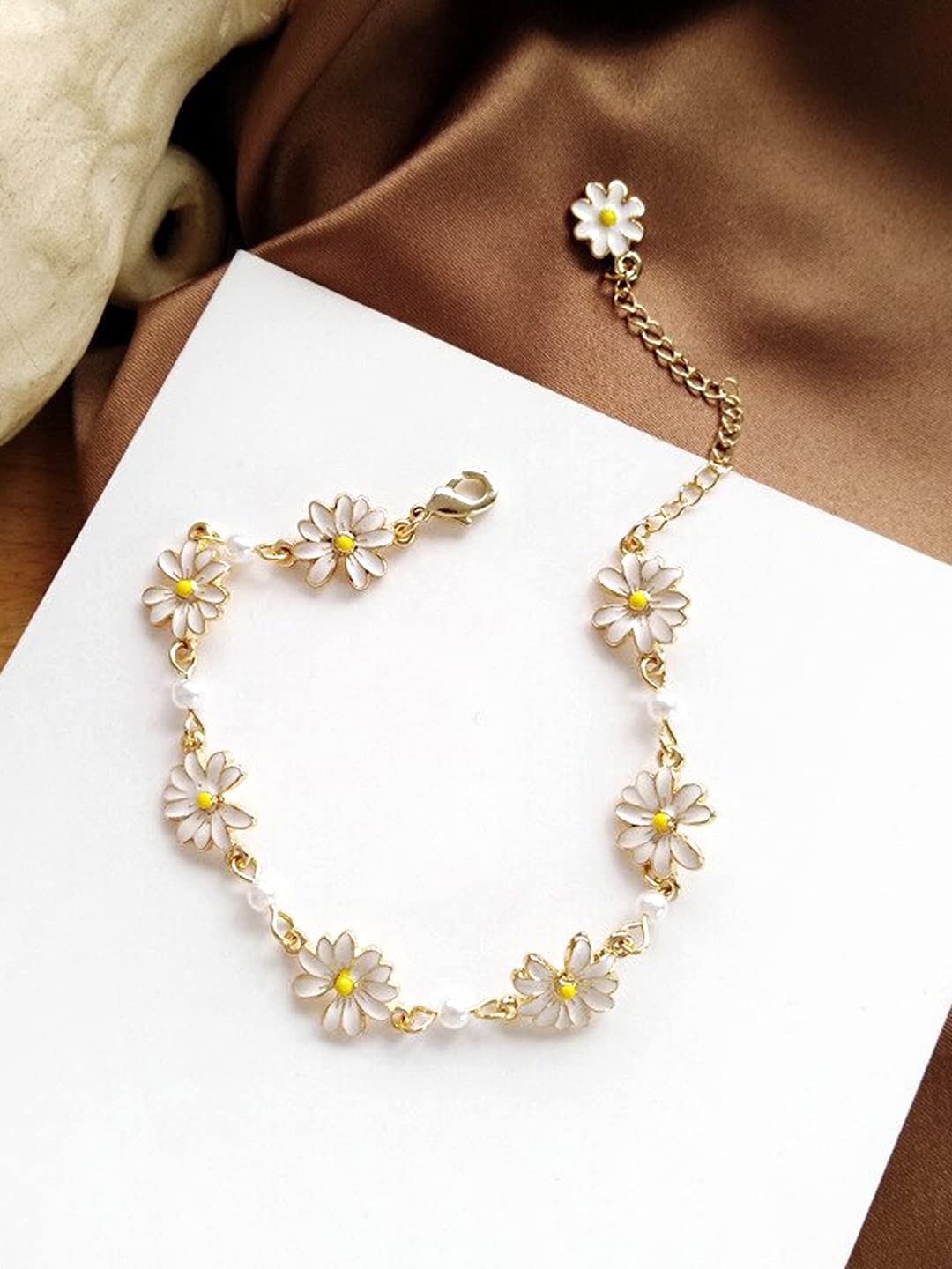 Floral Pearl Gold Chain Necklace