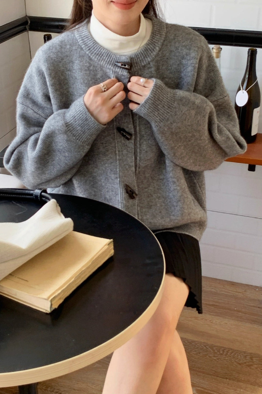 Retro Toggle Short Knit Cardigan