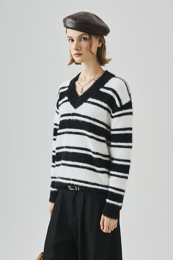 Loose V Neck Knit Sweater