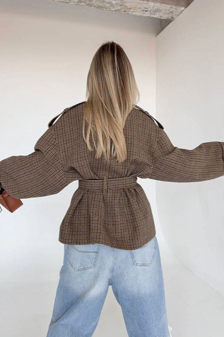 Vintage Houndstooth Demure Designer Coat