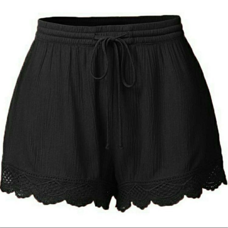 Scalloped Edge Drawstring Casual Short