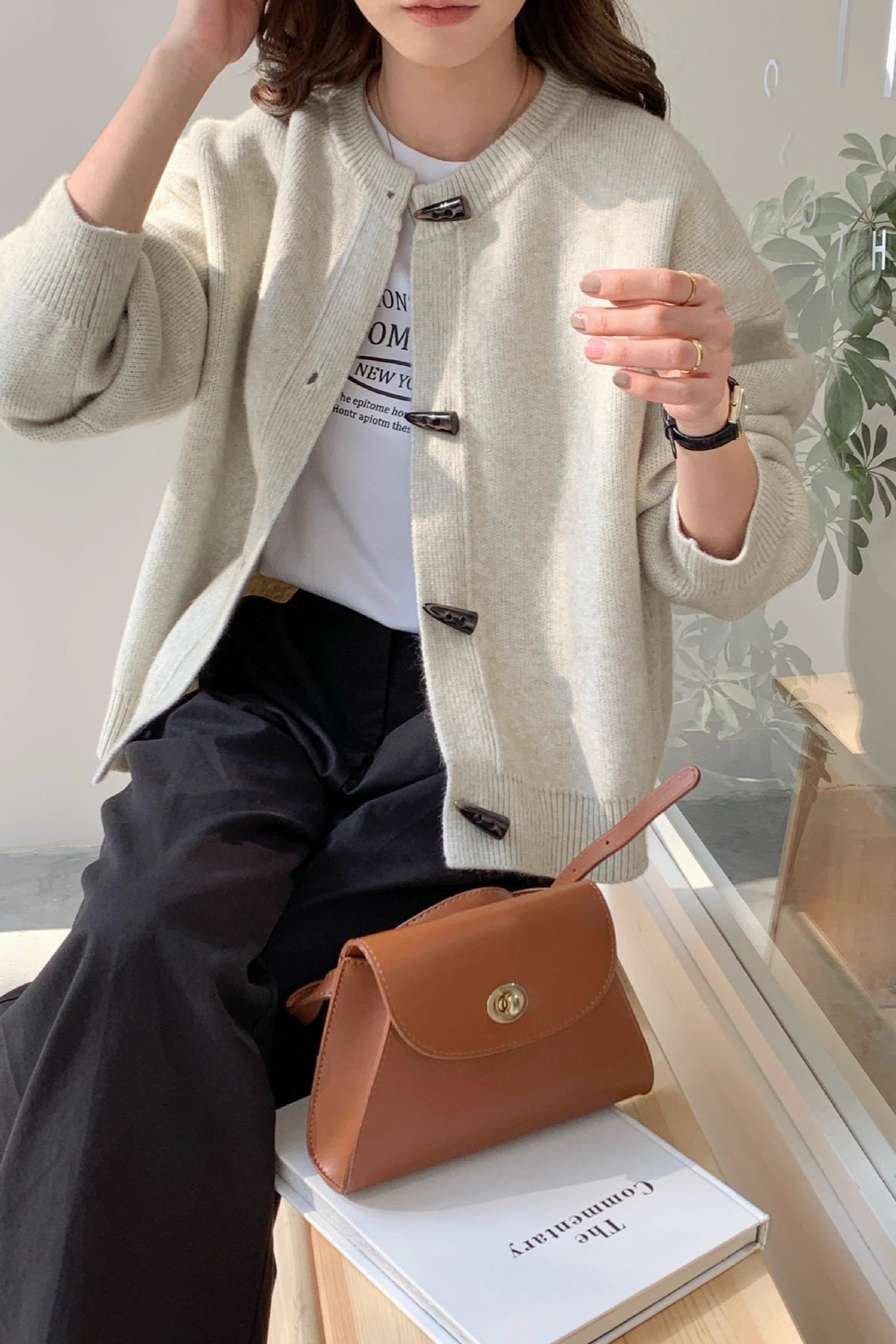 Retro Toggle Short Knit Cardigan
