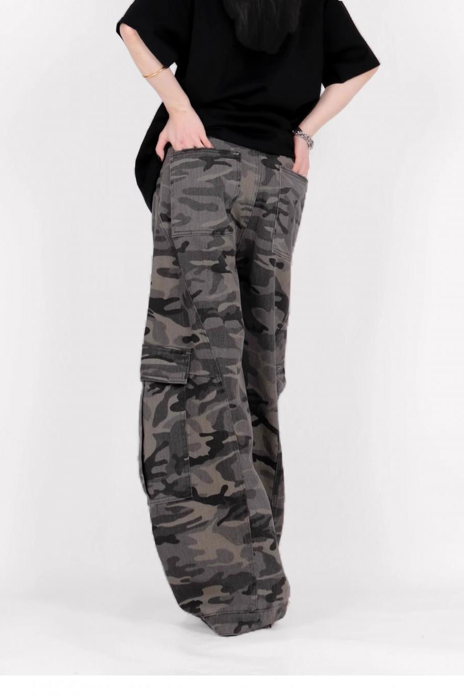 Retro Camo Wide-Leg Pant