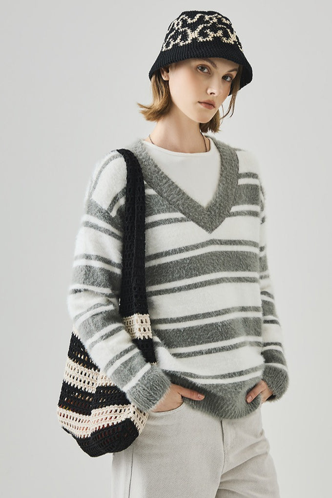Loose V Neck Knit Sweater