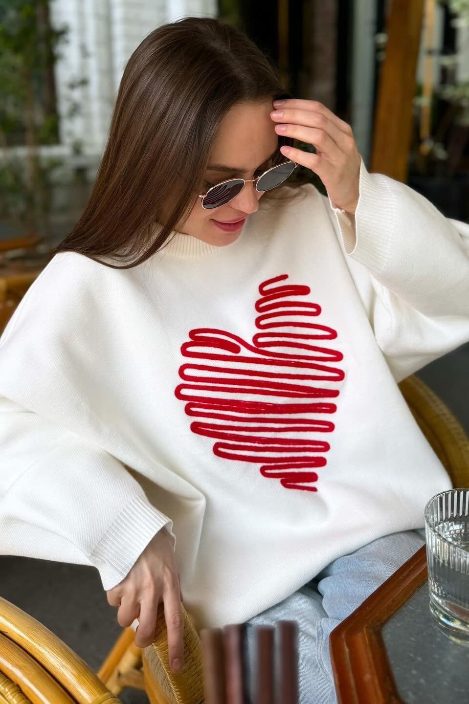 Scarlet Heart Line Knit Sweater