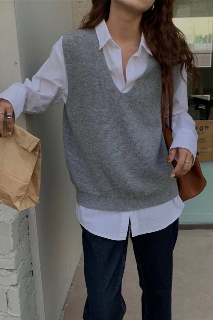 Trendy Sleeveless Knit Sweater