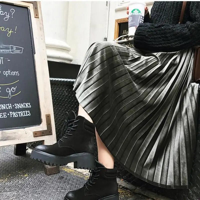Autumn High Waist Velvet Pleated Skirt