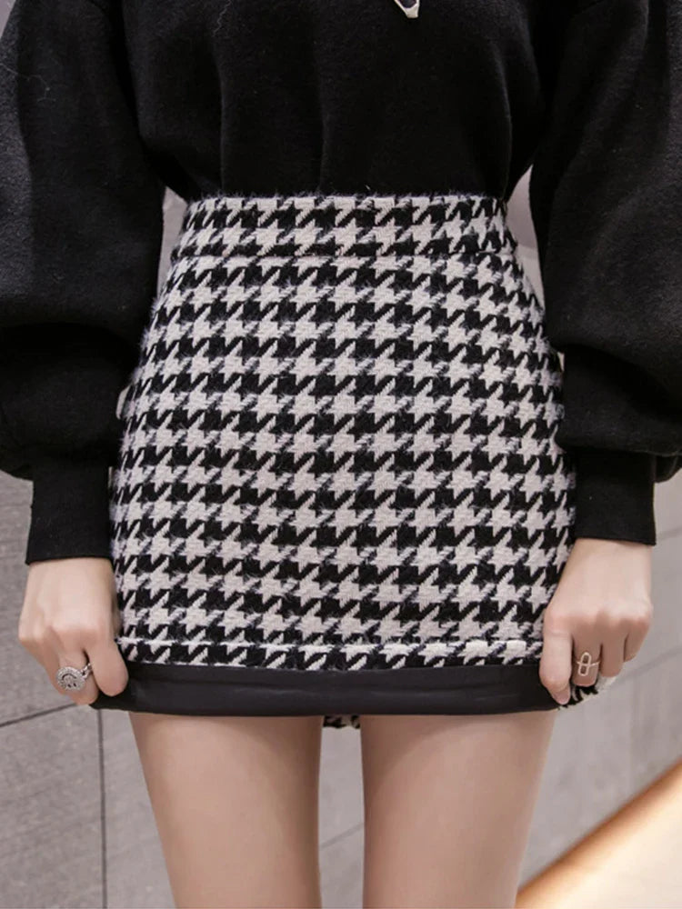 Wool Plaid Buttocks Short Mini Skirt