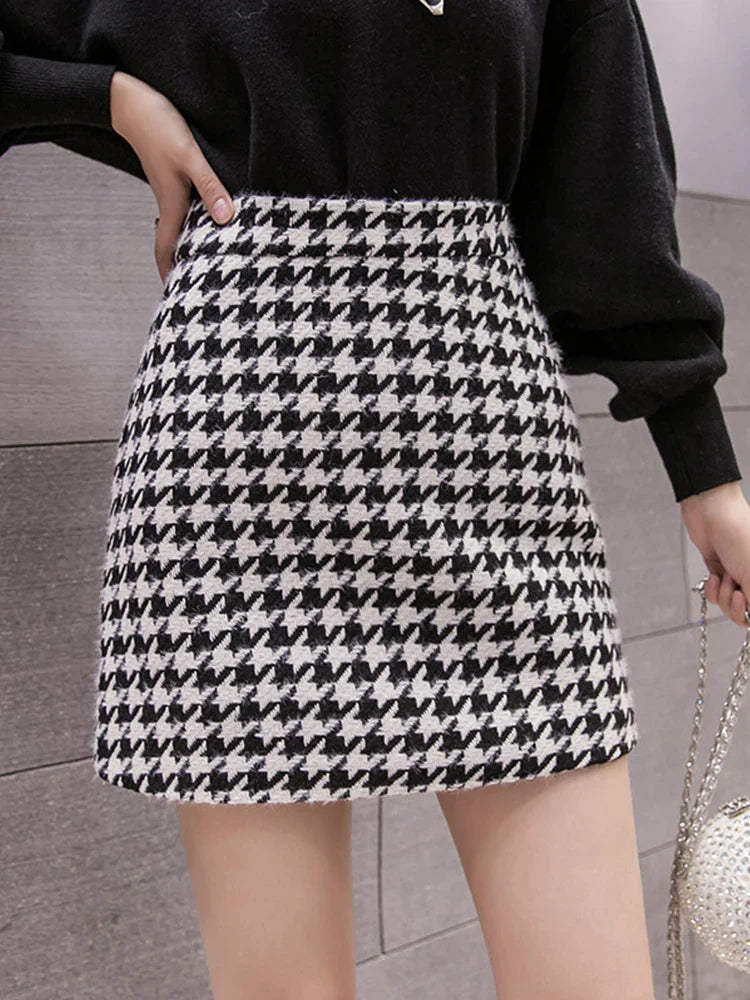Wool Plaid Buttocks Short Mini Skirt