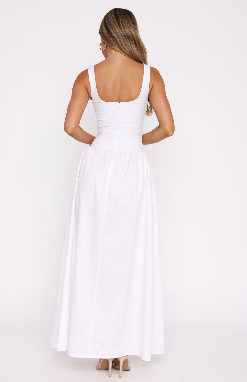 White Summer Delight Sleek Maxi Dress
