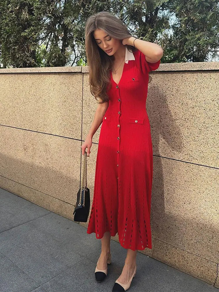 Contrast Collar Buttoned Ribbed Midi Dress