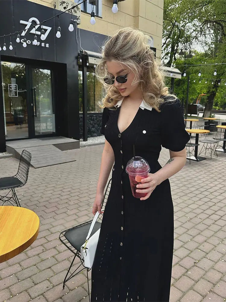 Contrast Collar Buttoned Ribbed Midi Dress