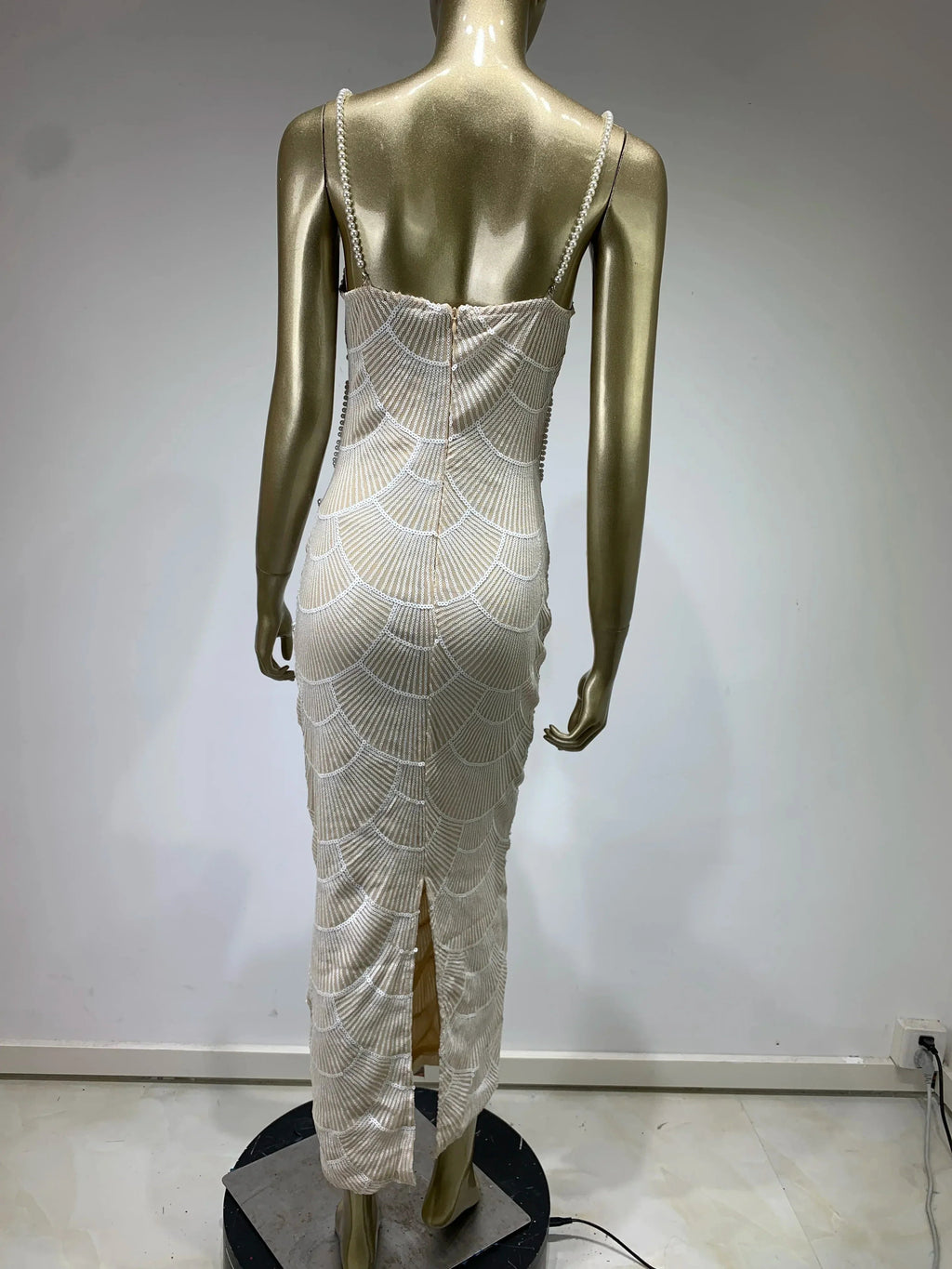V-Neck White Pearl Beading Maxi Dress