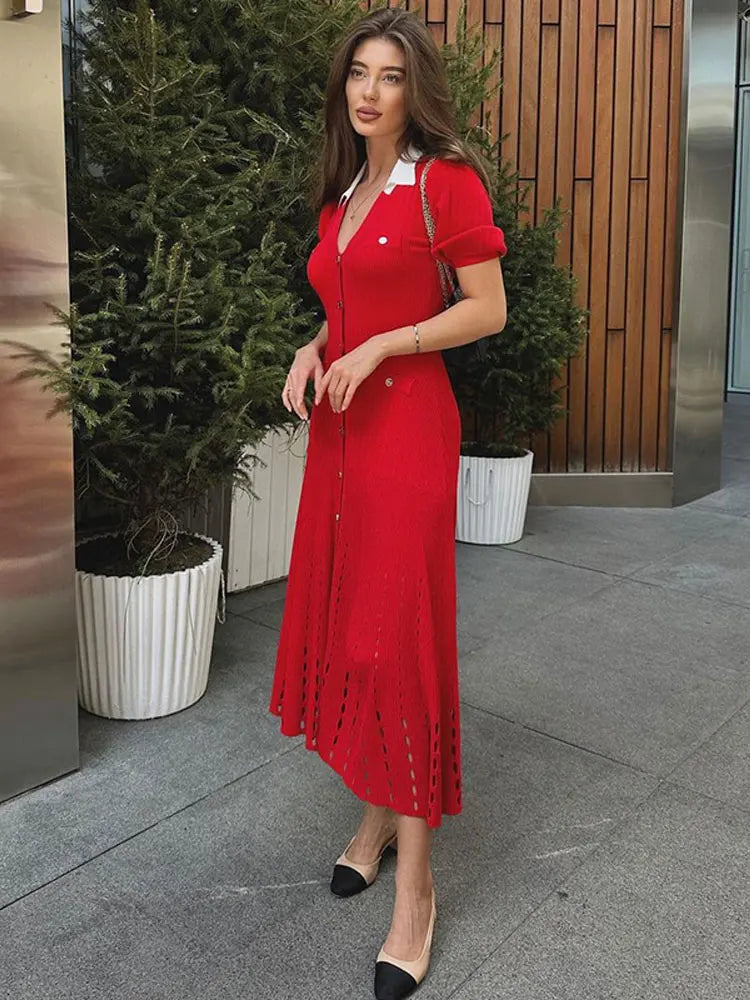 Contrast Collar Buttoned Ribbed Midi Dress