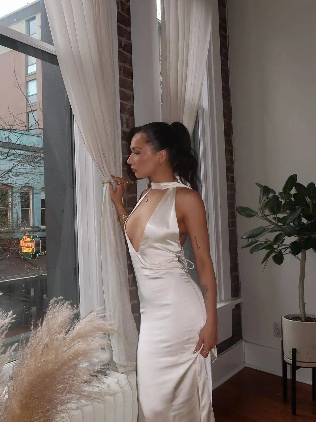 Satin Open Back Chic Party Dress