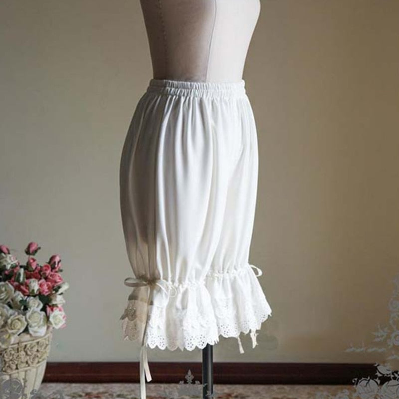 Lace Loose Elastic Casual Comfort Short