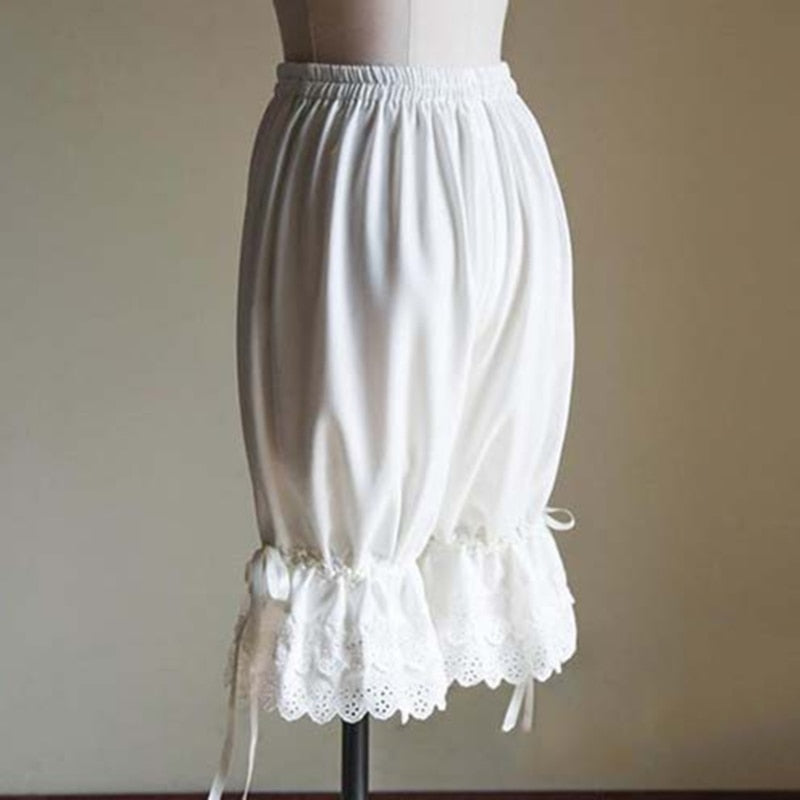 Lace Loose Elastic Casual Comfort Short