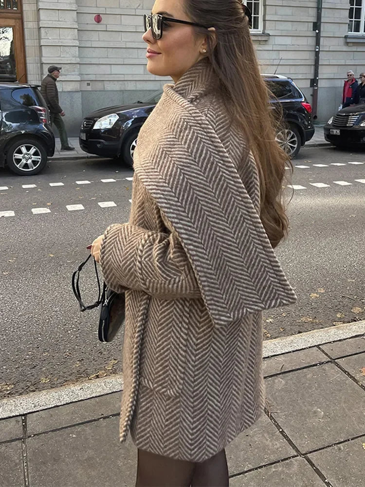 Patterned Scarf Collar Wool Coat