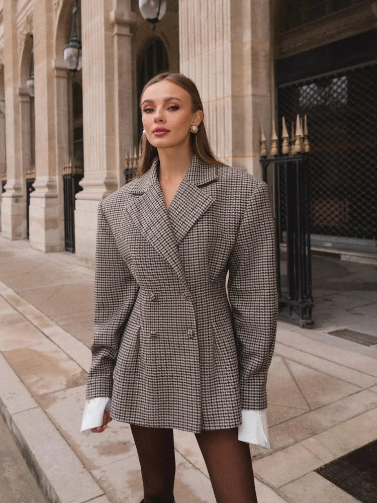 Chic Plaid Pattern Lapel Coat