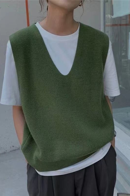 Trendy Sleeveless Knit Sweater