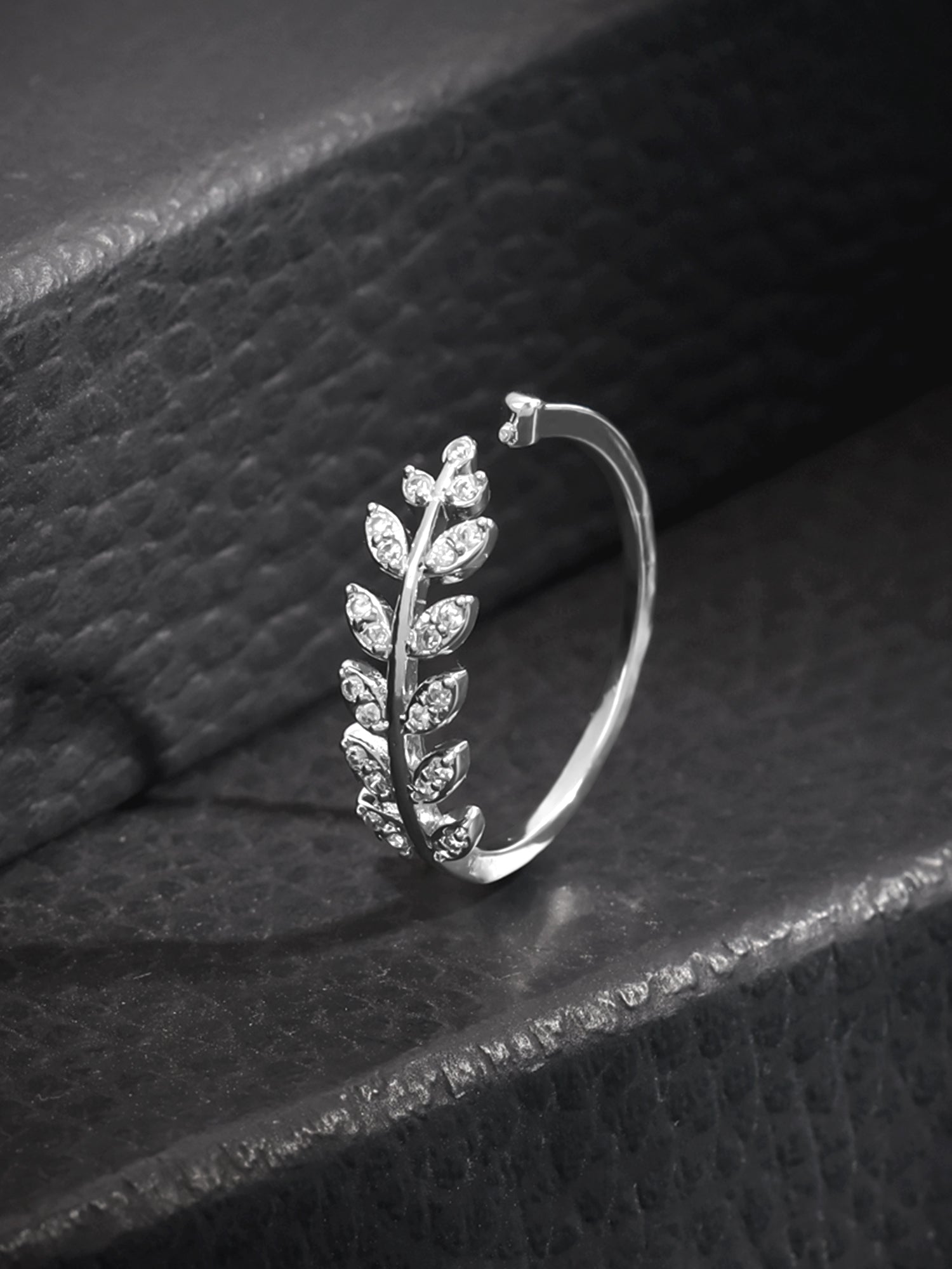 Leafy Rhodium Plated Adjustable Ring