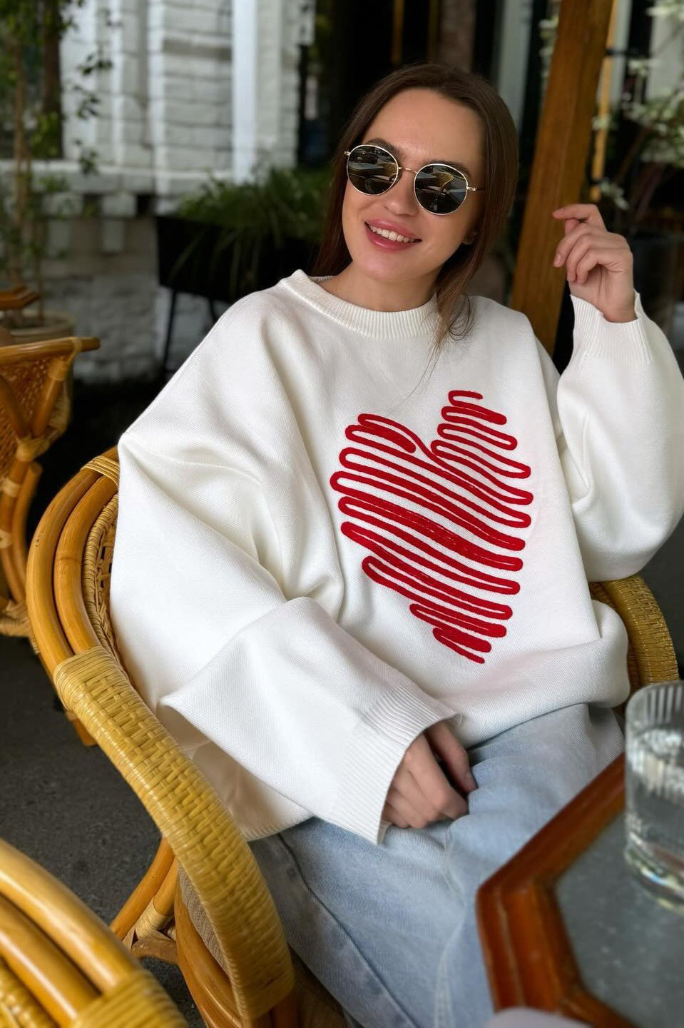 Scarlet Heart Line Knit Sweater