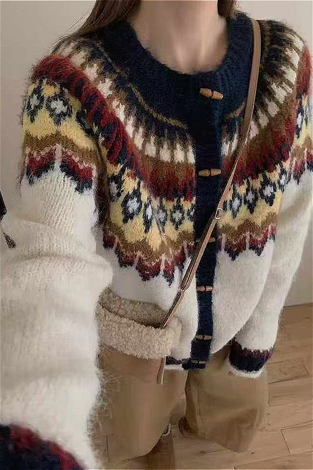 Crew-Neck Fair Isle Horn Button Cardigan