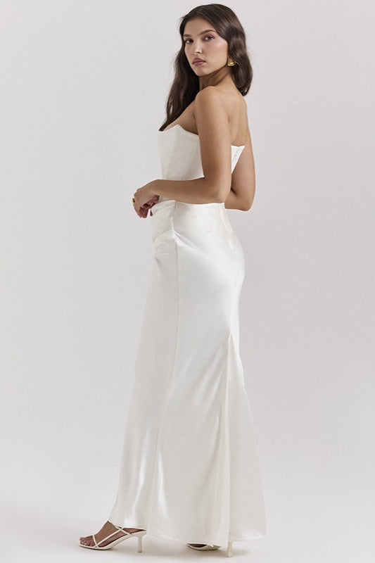 Chic Open Back Waist-Tight Maxi Dress