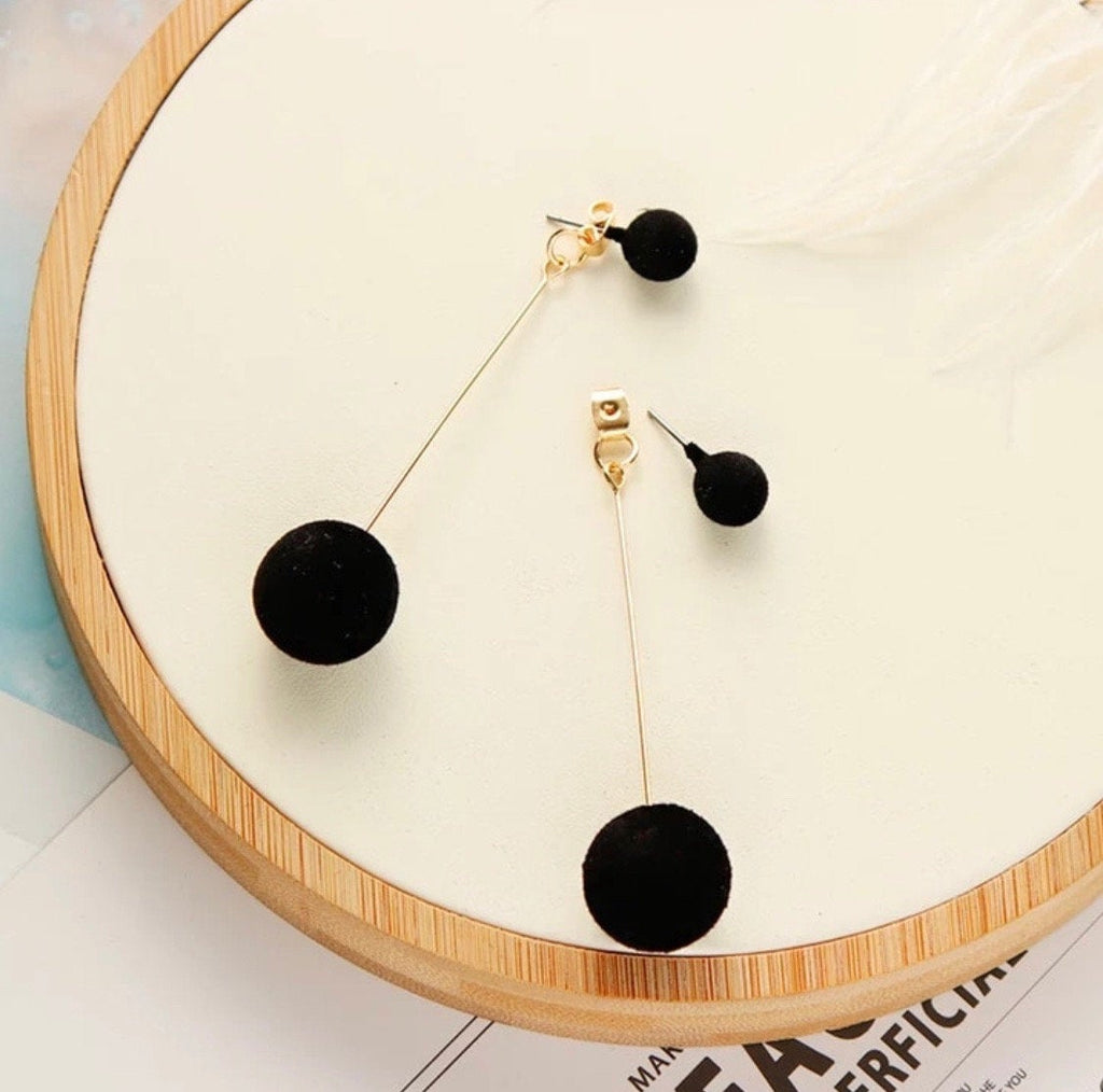 Hanging Ball Dangle Earring