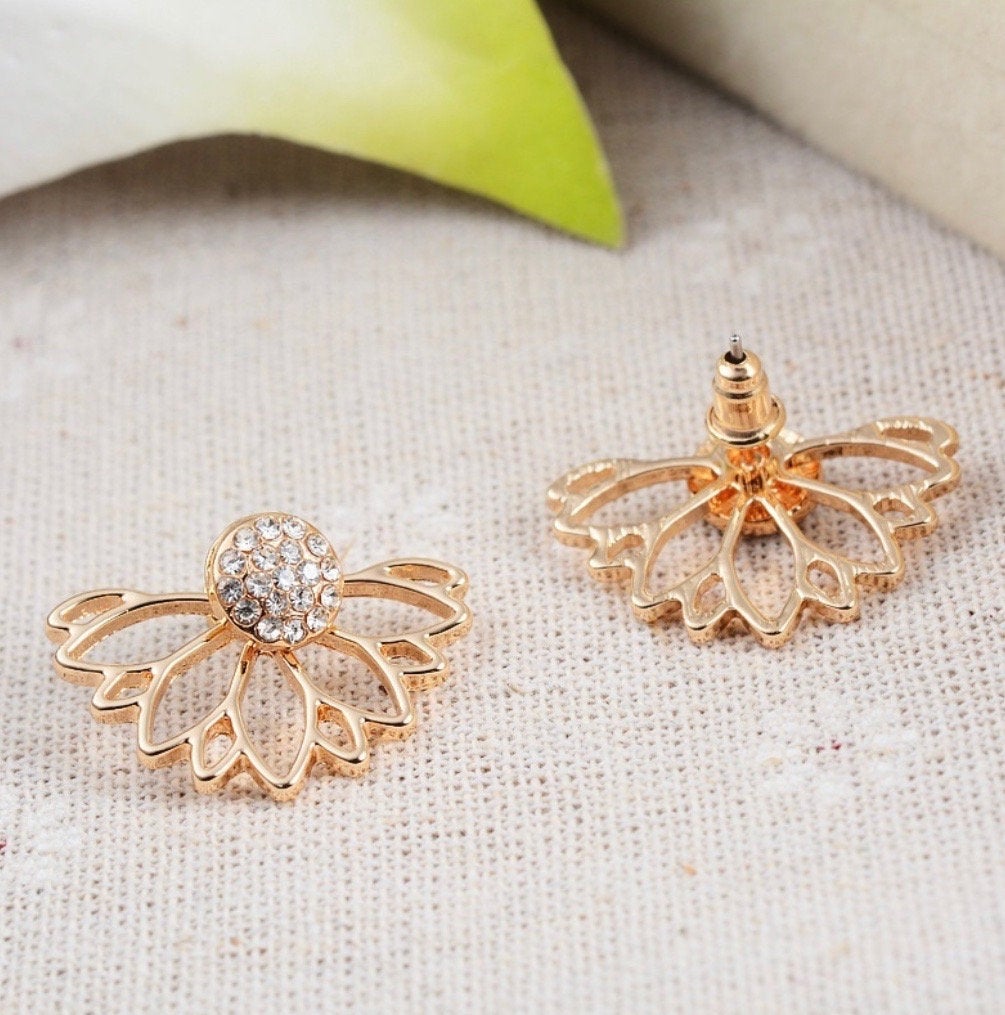 Pearl Lotus Ear Jacket Earring