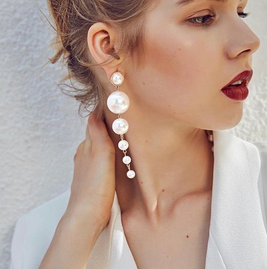 Long Bold Pearl Earring
