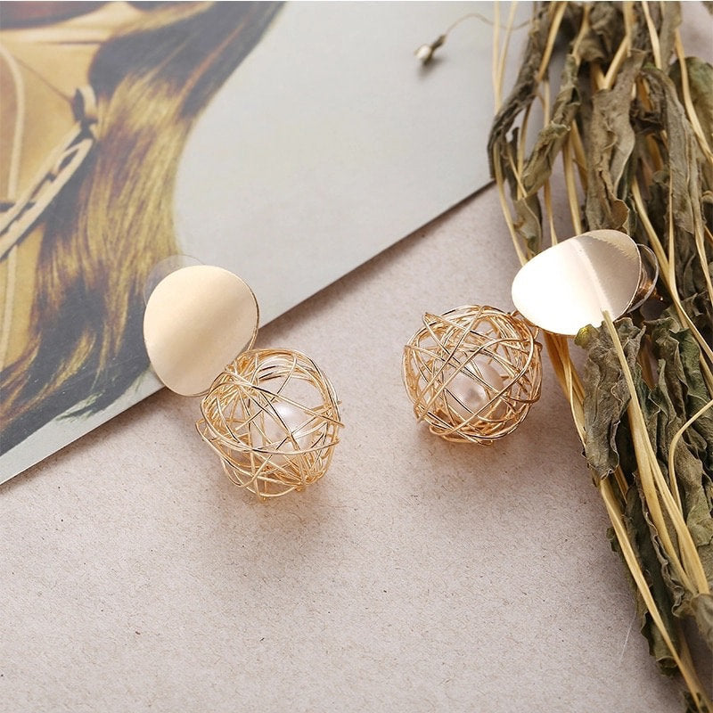 Caged Pearl Disc Dangle Earring