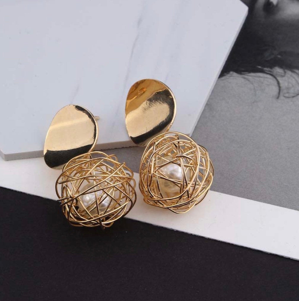 Caged Pearl Disc Dangle Earring